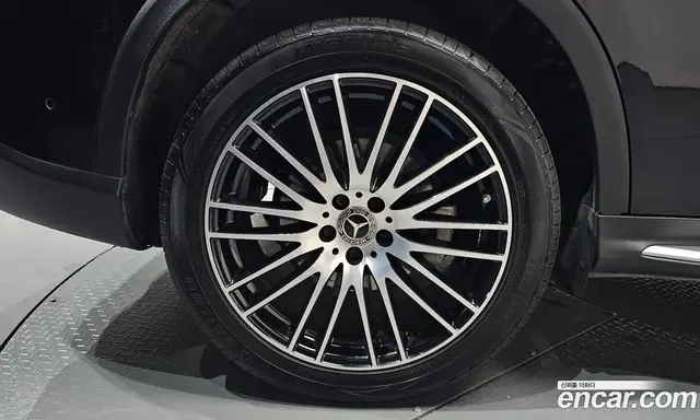 Mercedes-Benz GLC-Class 2023 2.0 автомат (гидро), миниатюра 6