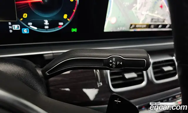 Mercedes-Benz GLE-Class 2023 2.9 автомат (гидро), миниатюра 11