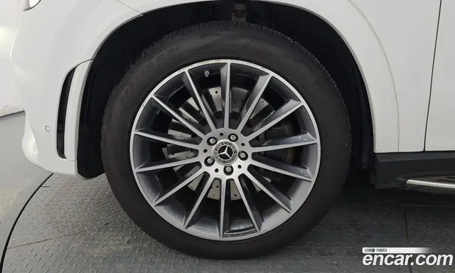 Mercedes-Benz GLE-Class 2023 2.9 автомат (гидро), миниатюра 4
