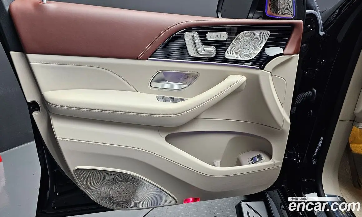Mercedes-Benz GLS-Class 2023 4.0 автомат (гидро), фото 13