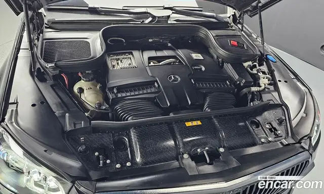 Mercedes-Benz GLS-Class 2023 4.0 автомат (гидро), миниатюра 5