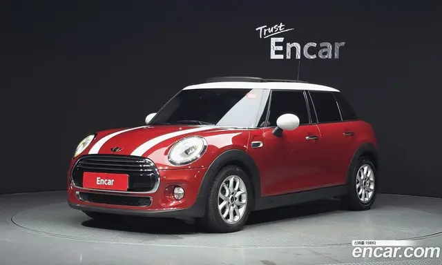 Mini Cooper 2016 1.5 автомат (гидро), миниатюра 1