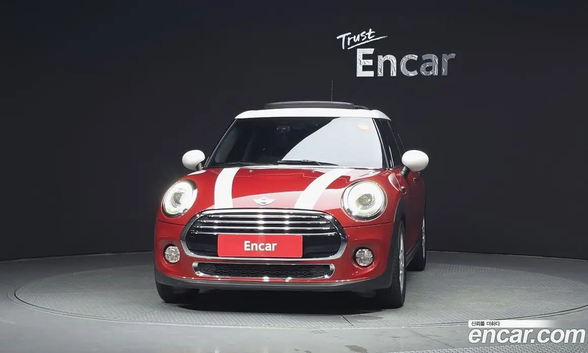 Mini Cooper 2016 1.5 автомат (гидро), фото 3