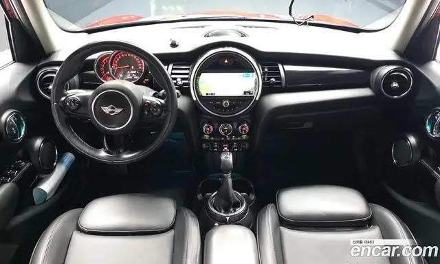 Mini Cooper 2016 1.5 автомат (гидро), миниатюра 7