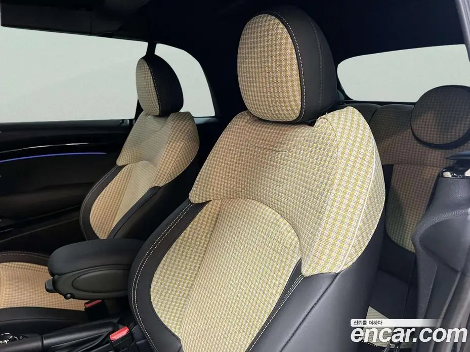 Mini Cooper Convertible 2023 2.0 автомат (гидро), фото 20