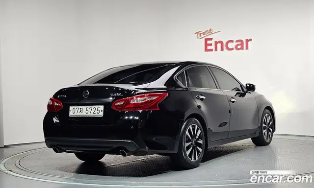 Nissan Altima 2018 2.5 автомат (гидро), миниатюра 2