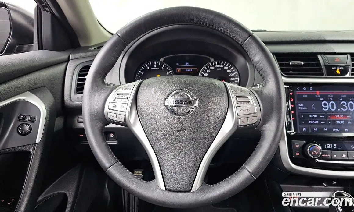 Nissan Altima 2018 2.5 автомат (гидро), фото 13