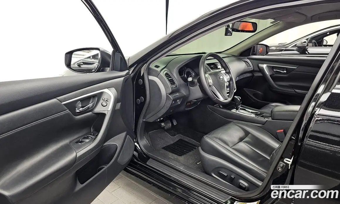 Nissan Altima 2018 2.5 автомат (гидро), фото 10