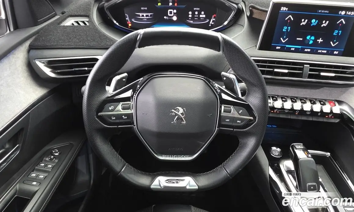 Peugeot 3008 2022 1.2 автомат (гидро), фото 19
