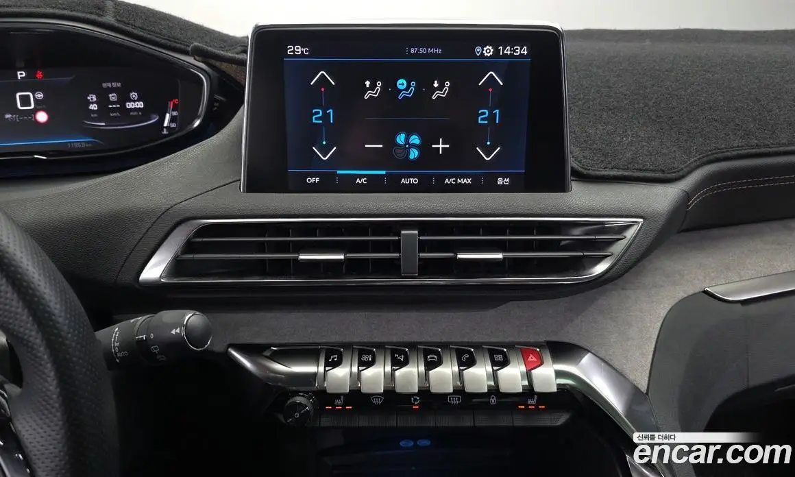 Peugeot 3008 2022 1.2 автомат (гидро), фото 20