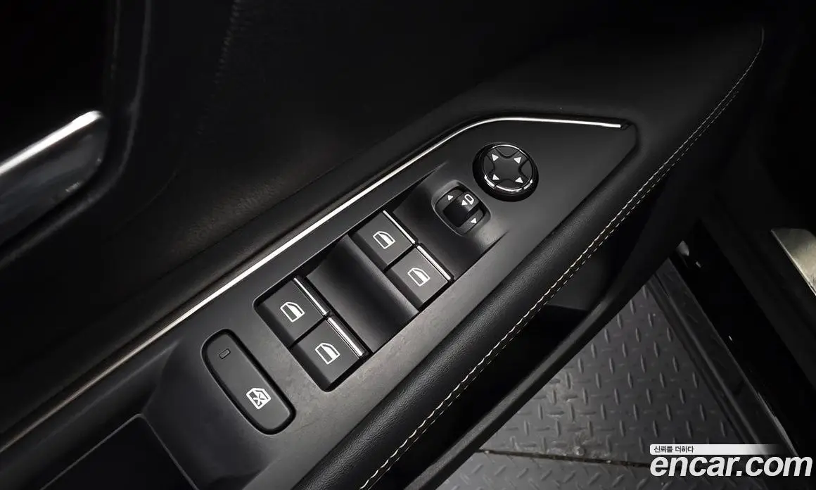 Peugeot 3008 2022 1.2 автомат (гидро), фото 27