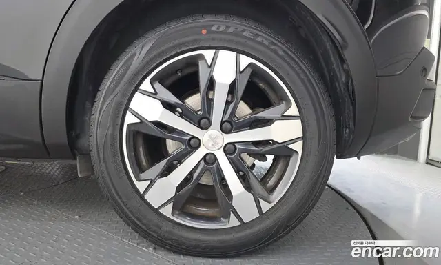 Peugeot 3008 2022 1.2 автомат (гидро), миниатюра 7