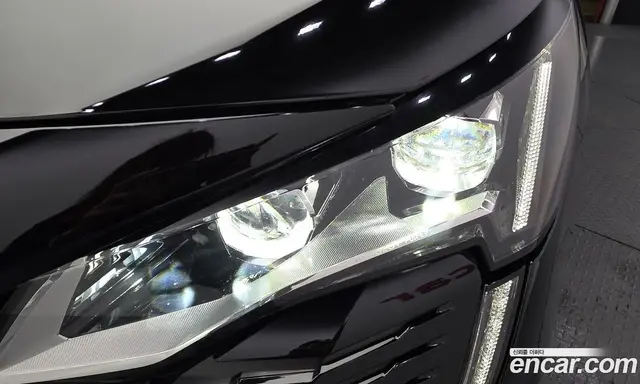 Peugeot 3008 2022 1.2 автомат (гидро), миниатюра 8