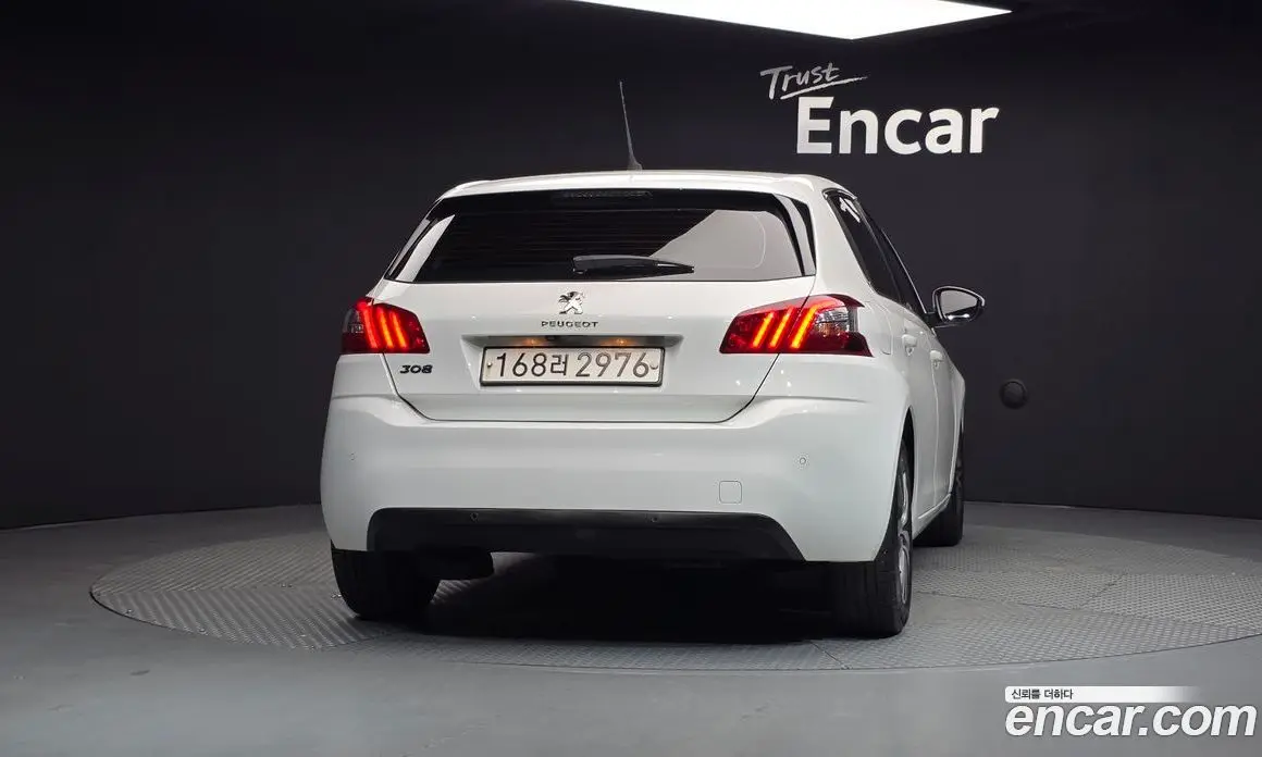 Peugeot 308 2019 1.5 автомат (гидро), фото 4