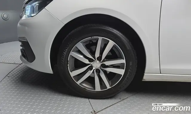 Peugeot 308 2019 1.5 автомат (гидро), миниатюра 5
