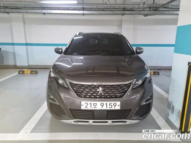 Peugeot 5008 2018 2.0 автомат (гидро), миниатюра 1