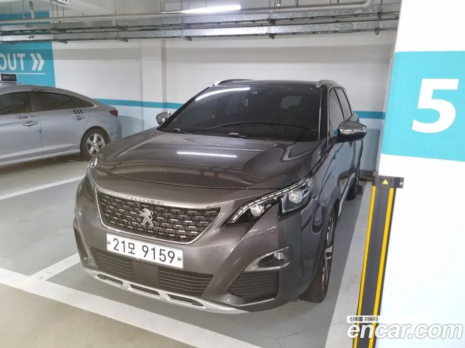 Peugeot 5008 2018 2.0 автомат (гидро), фото 3
