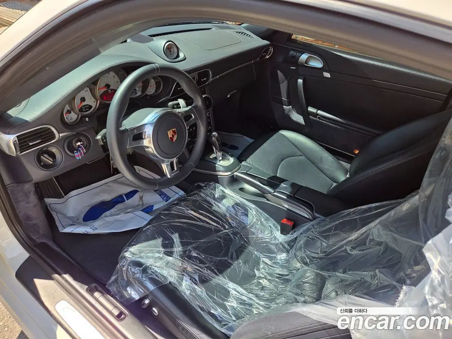 Porsche 911 2009 3.8 автомат (гидро), фото 16 Porsche 911 2009 3.8 автомат (гидро), фото 16