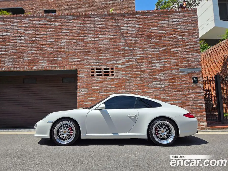 Porsche 911 2009 3.8 автомат (гидро), фото 20 Porsche 911 2009 3.8 автомат (гидро), фото 20