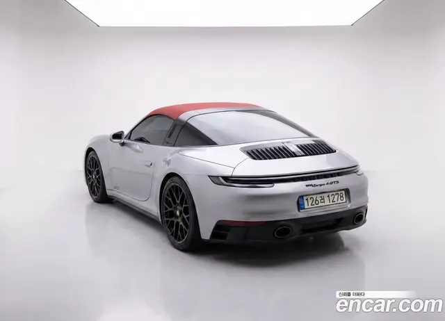 Porsche 911 2023 3.0 автомат (гидро), миниатюра 6