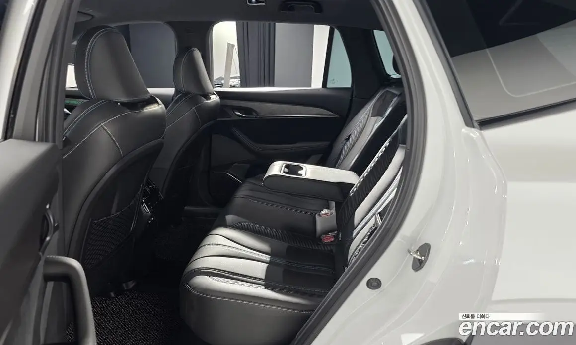 Renault (Samsung) Grand Koleos 2024 1.5 автомат (гидро), фото 17