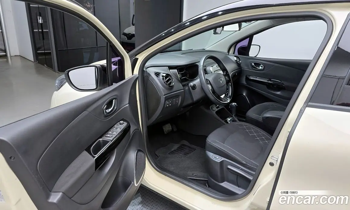 Renault (Samsung) QM3 2015 1.5 автомат (гидро), фото 11 Renault (Samsung) QM3 2015 1.5 автомат (гидро), фото 11