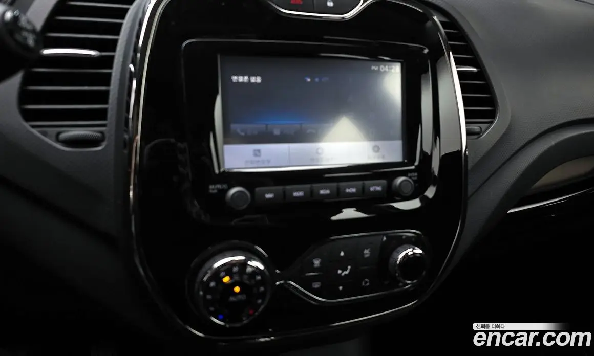 Renault (Samsung) QM3 2015 1.5 автомат (гидро), фото 16 Renault (Samsung) QM3 2015 1.5 автомат (гидро), фото 16