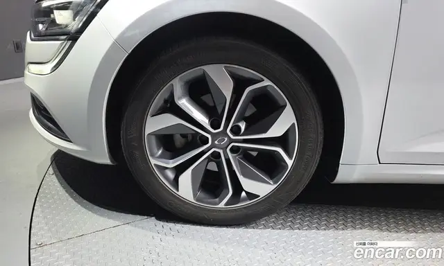 Renault (Samsung) SM6 2018 2.0 автомат (гидро), миниатюра 5