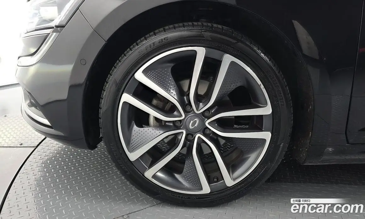 Renault (Samsung) SM6 2019 1.6 автомат (гидро), фото 5 Renault (Samsung) SM6 2019 1.6 автомат (гидро), фото 5