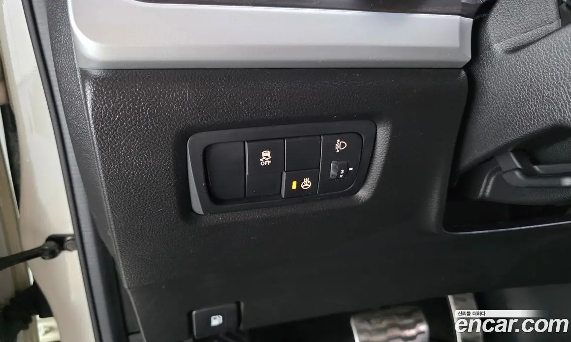 SsangYong Korando 2016 2.2 автомат (гидро), фото 16