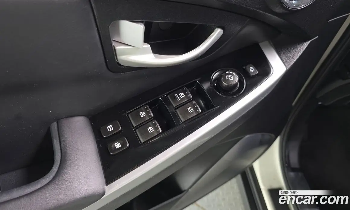 SsangYong Korando 2016 2.2 автомат (гидро), фото 17