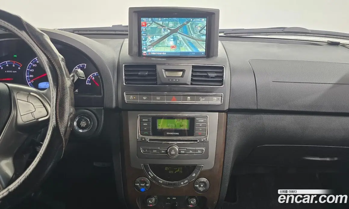 SsangYong Rexton 2015 2.0 автомат (гидро), фото 12