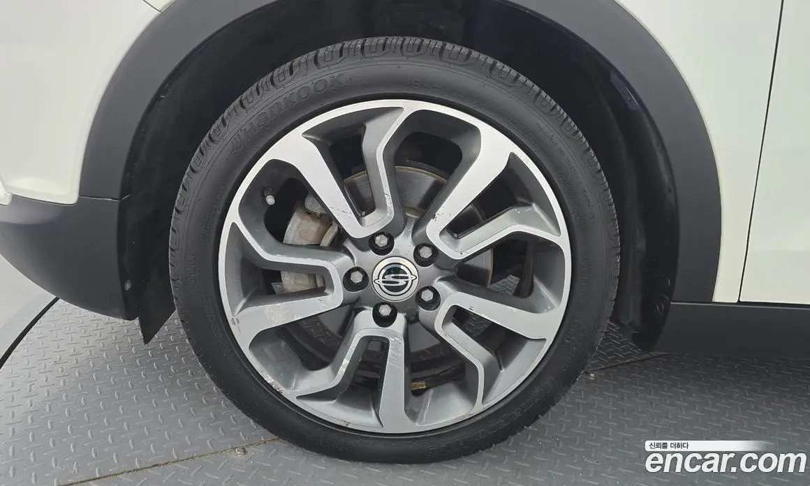SsangYong TIBOLI 2015 1.6 автомат (гидро), фото 5