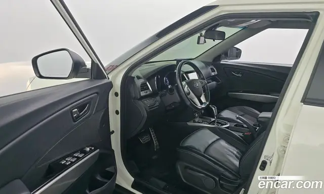 SsangYong TIBOLI 2015 1.6 автомат (гидро), миниатюра 10