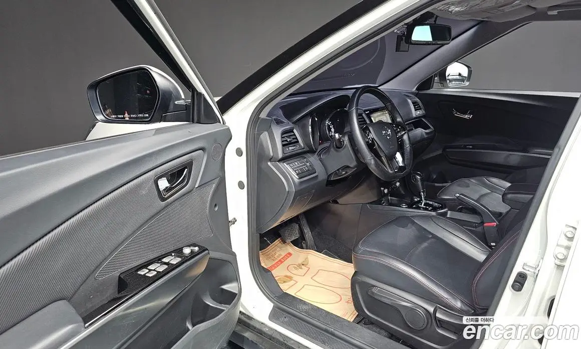 SsangYong TIBOLI 2016 1.6 автомат (гидро), фото 13