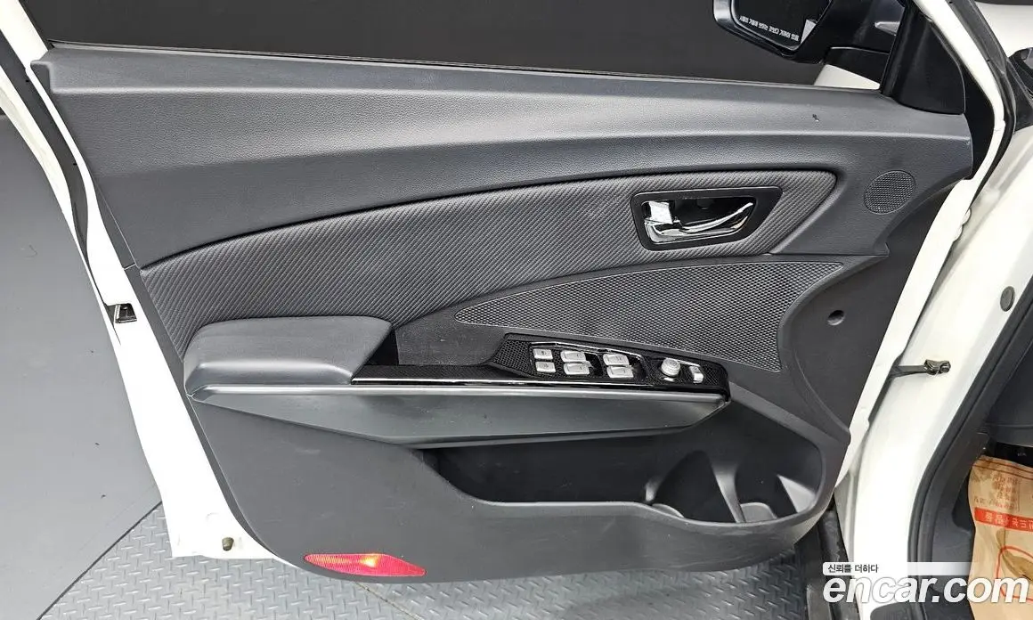 SsangYong TIBOLI 2016 1.6 автомат (гидро), фото 14