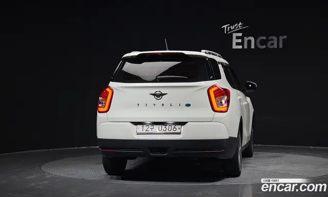 SsangYong TIBOLI 2016 1.6 автомат (гидро), миниатюра 4