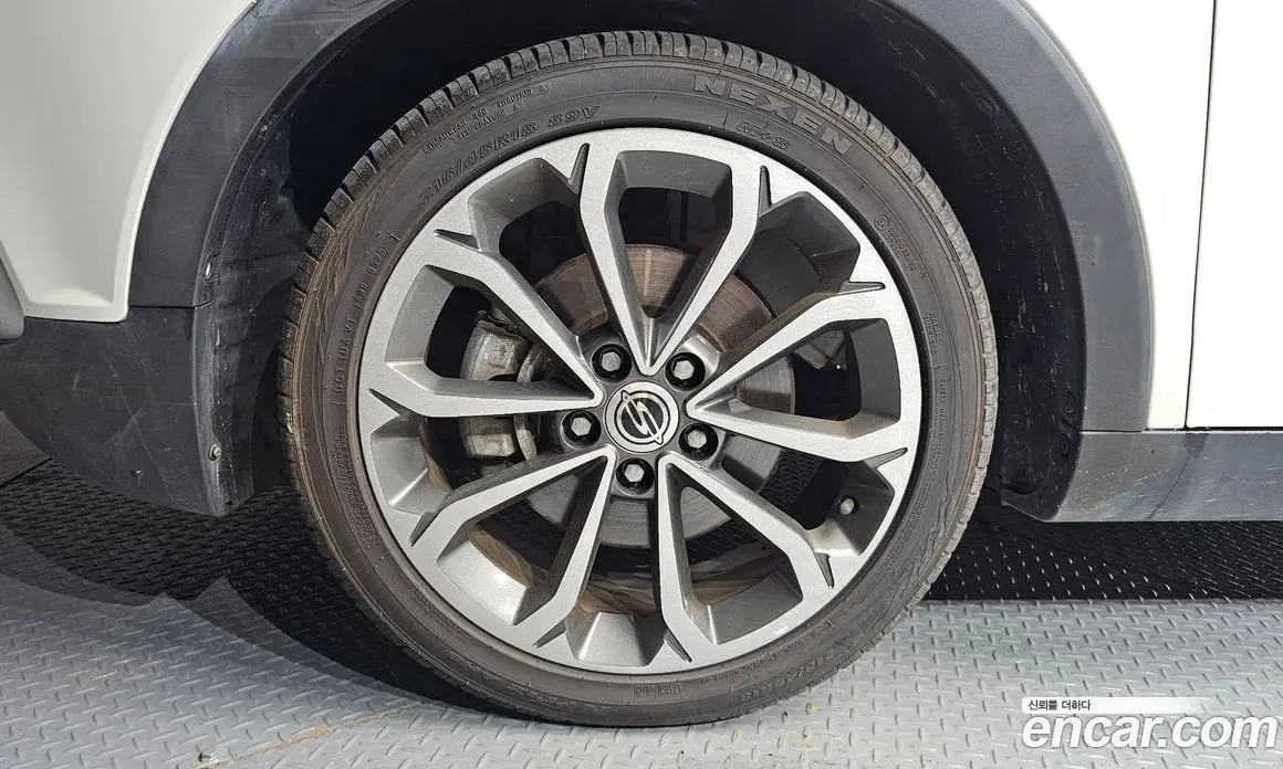 SsangYong TIBOLI 2016 1.6 автомат (гидро), фото 5