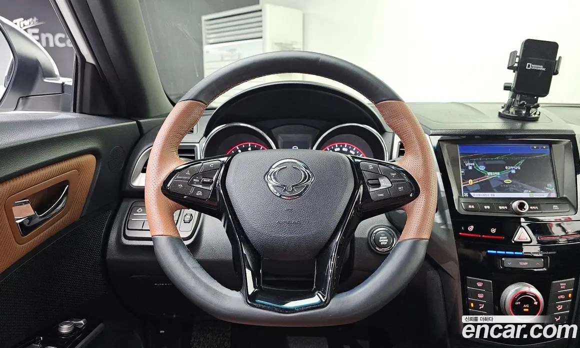 SsangYong TIBOLI 2018 1.6 автомат (гидро), фото 13