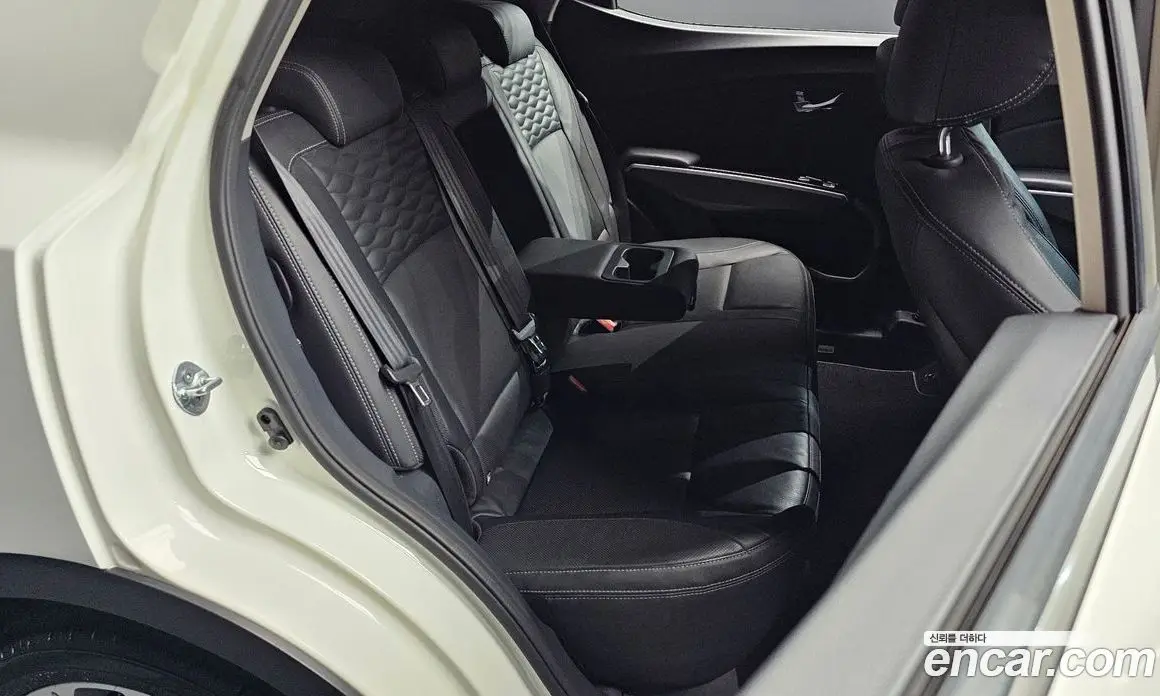 SsangYong TIBOLI 2018 1.6 автомат (гидро), фото 11