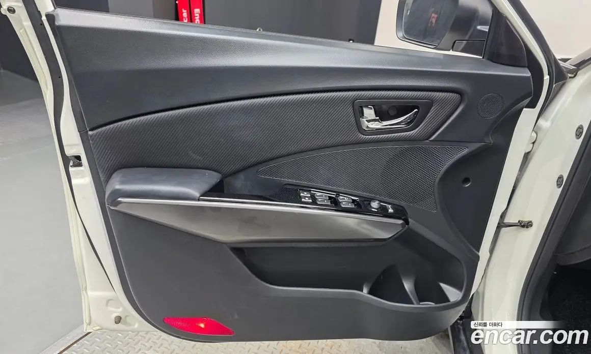 SsangYong TIBOLI 2020 1.5 автомат (гидро), фото 14