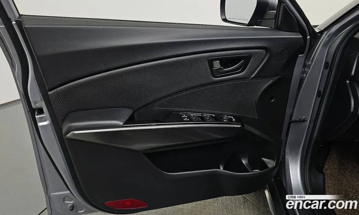 SsangYong TIBOLI 2023 1.5 автомат (гидро), фото 14