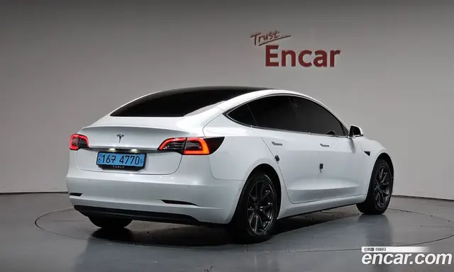 Tesla Model 3, 2019, 98 193 км