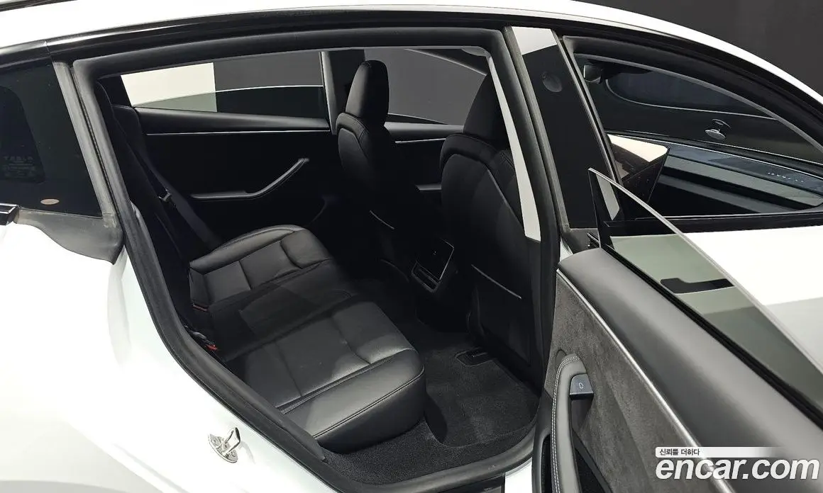 Tesla Model 3 2024 0.2 автомат (гидро), фото 18