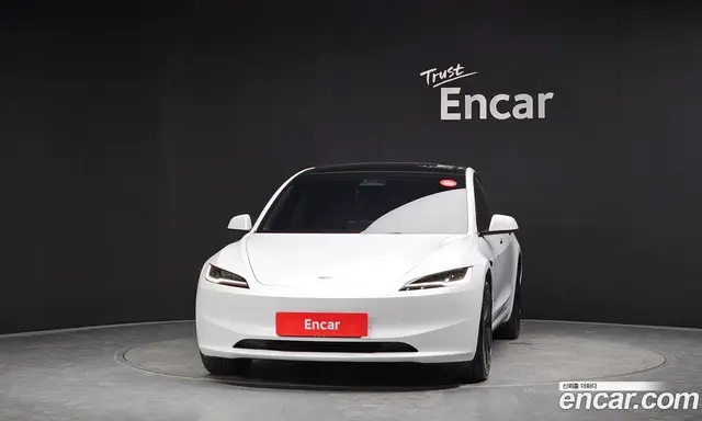 Tesla Model 3 2024 0.2 автомат (гидро), миниатюра 3