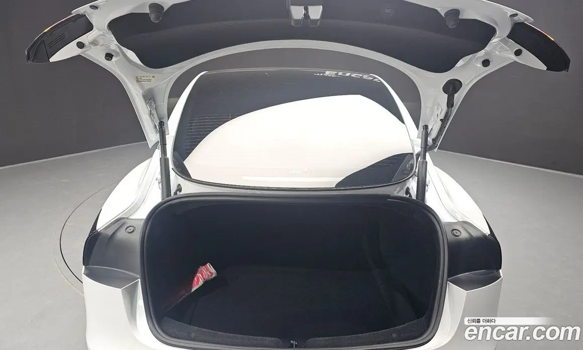 Tesla Model 3 2024 0.2 автомат (гидро), фото 26