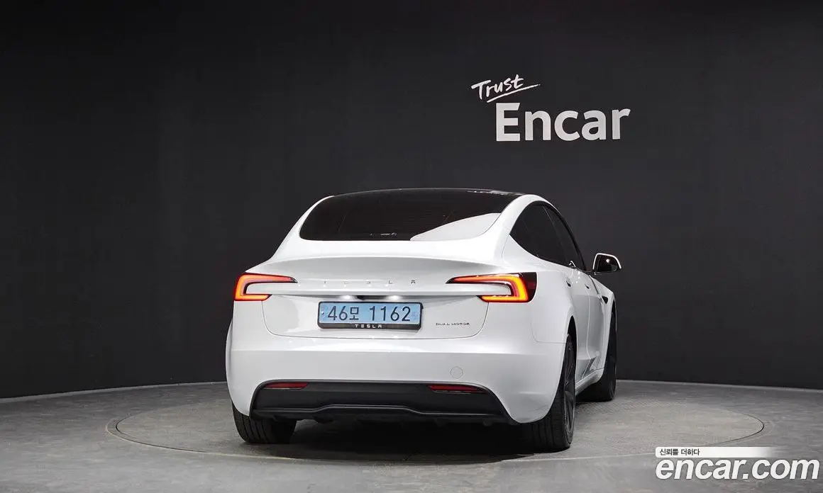 Tesla Model 3 2024 0.2 автомат (гидро), фото 4
