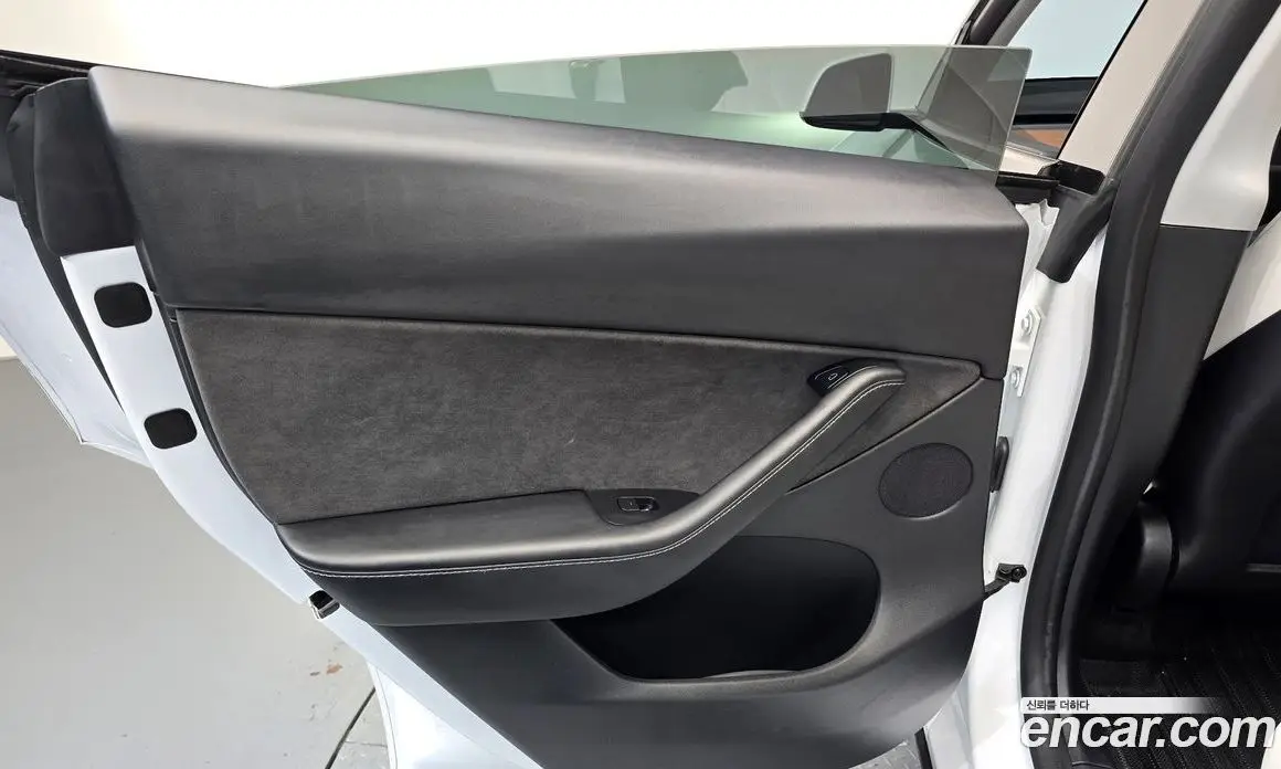 Tesla Model Y 2021 0.2 автомат (гидро), фото 14