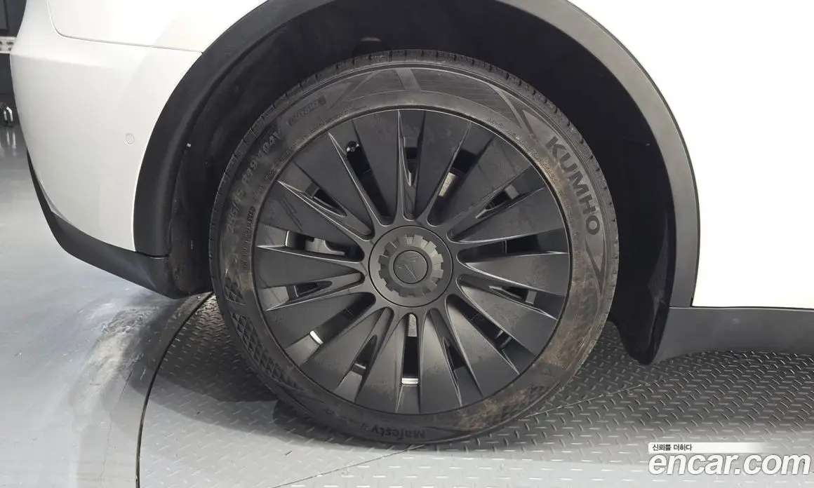 Tesla Model Y 2021 0.2 автомат (гидро), фото 4