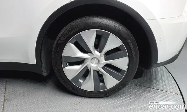 Tesla Model Y 2021 0.2 автомат (гидро), миниатюра 6